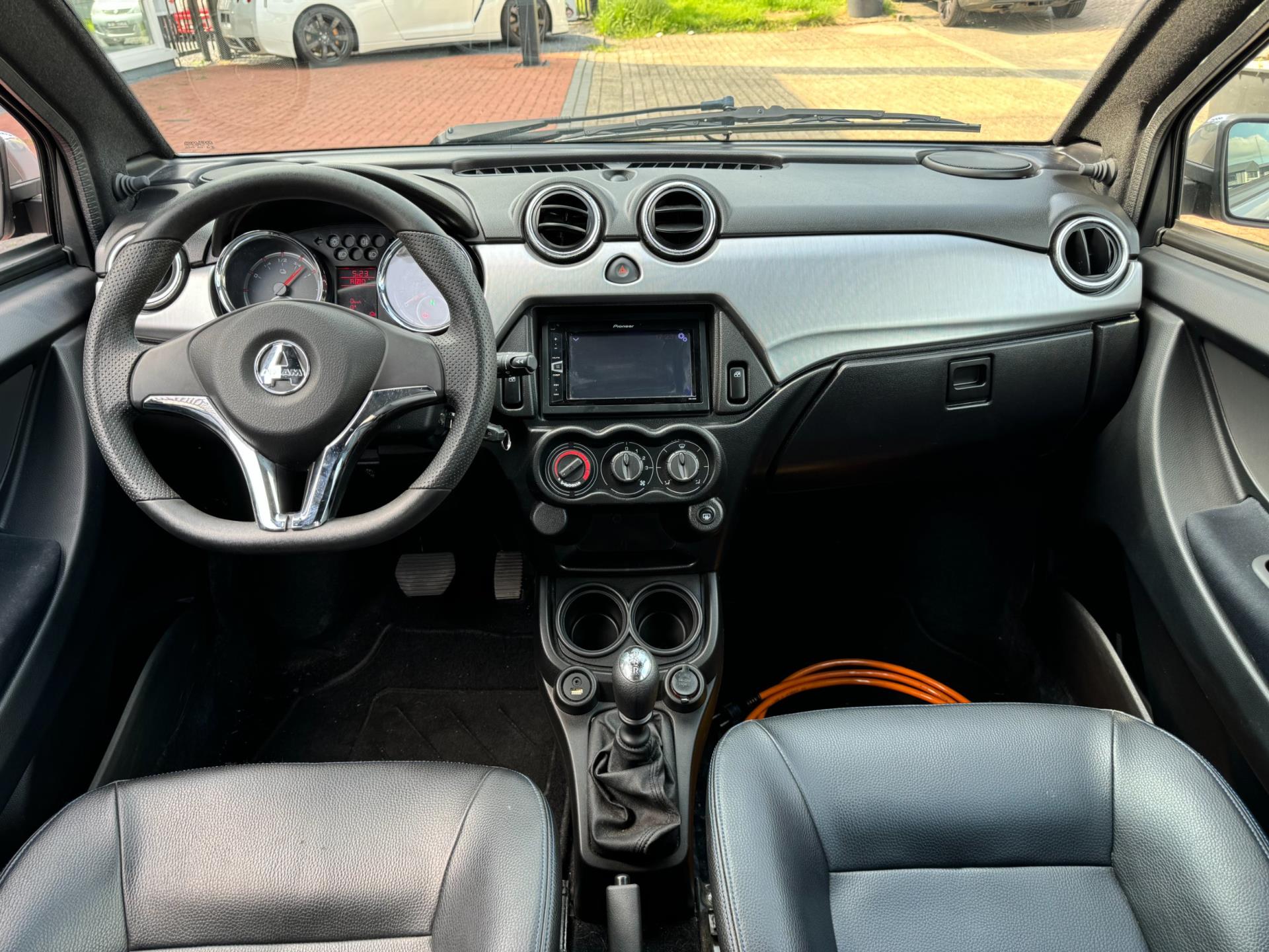39406610-9.jpg