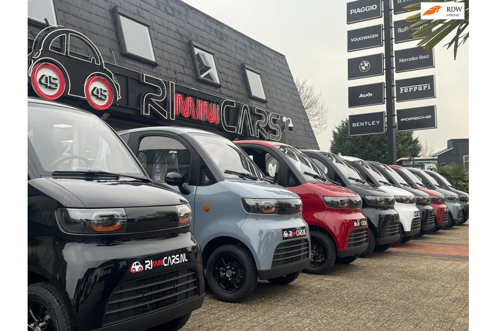 52243681